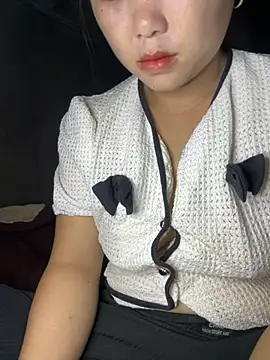 love pusy09 online show from 10/24/25, 12:41