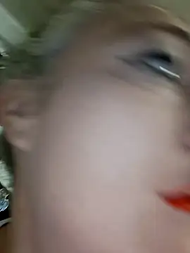 Raven Fantastic online show from 10/24/25, 07:43