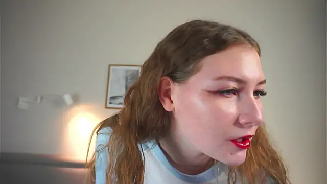 MegganKinson online show from 11/10/25, 05:06