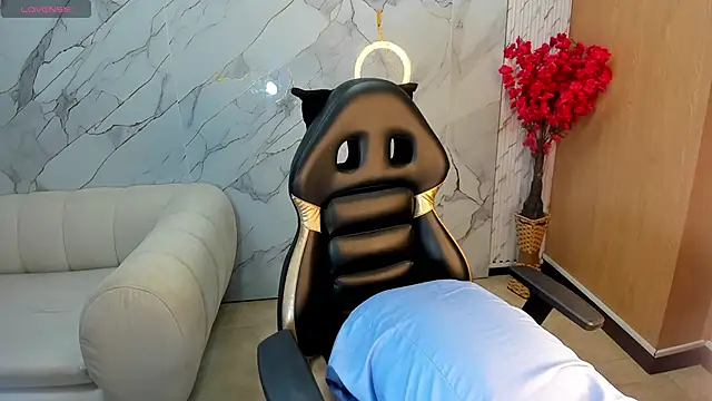 andrea tasty tf online show from 12/16/25, 01:38