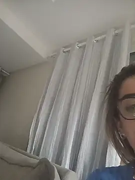 Snapshot of DESIRIE0609 chatting on 10/25/25, 07:38 DESIRIE0609 online show from 10/25/25, 07:38