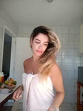 Snapshot of DESIRIE0609 chatting on 01/14/26, 12:55 DESIRIE0609 online show from 01/14/26, 12:55