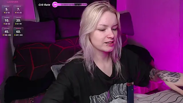 CherryNight6 online show from 04/18/26, 09:04