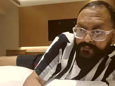 jimforsex1982 online show from 11/10/25, 07:24