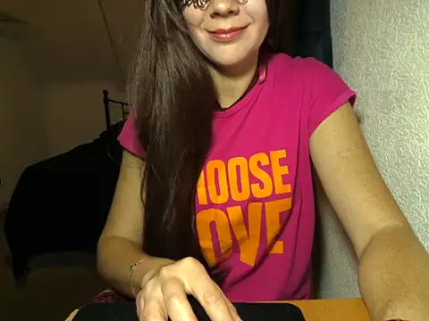 Aromaloveqq online show from 11/16/25, 03:17