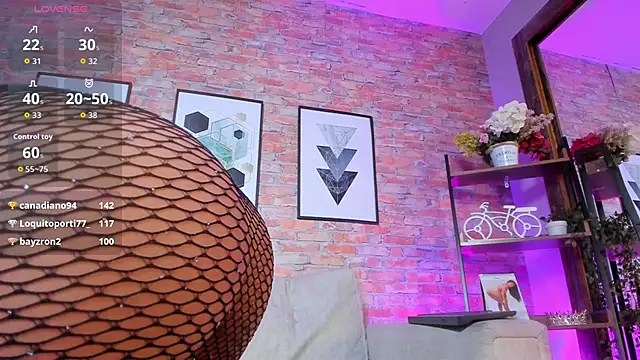 sophie duval online show from 11/17/25, 03:34