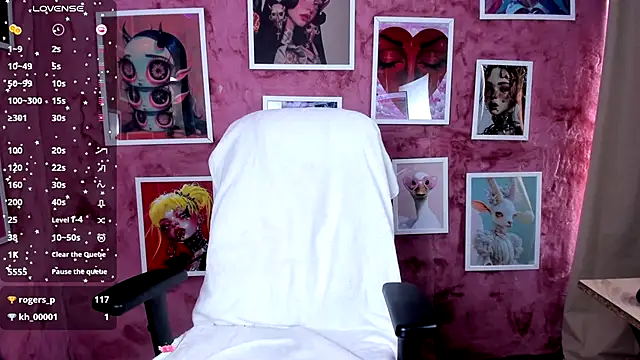 lexirouge   online show from 12/13/25, 07:53