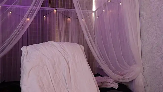 lexirouge   online show from 03/02/26, 07:54