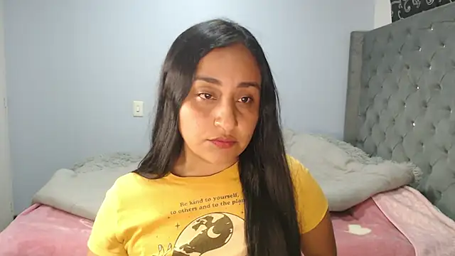 cute8smile online show from 11/03/25, 10:53