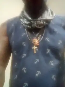 Snapshot of Blck420 chatting on 10/31/25, 04:19 Blck420 online show from 10/31/25, 04:19