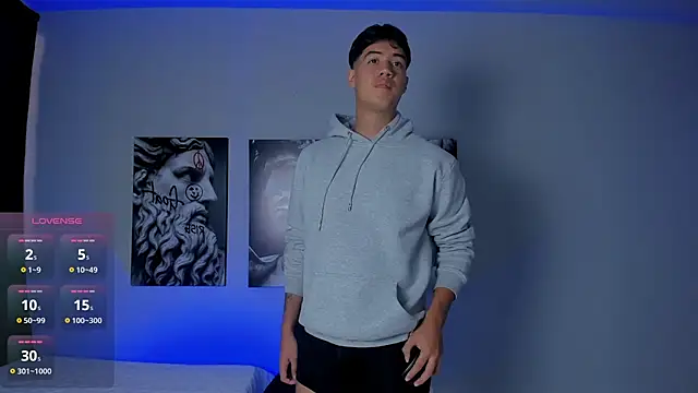 Snapshot of PabloCast_ chatting on 10/27/25, 09:52 PabloCast  online show from 10/27/25, 09:52