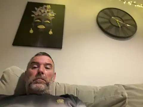 Snapshot of plymouthlad82 chatting on 06/11/26, 11:47 plymouthlad82 online show from 06/11/26, 11:47