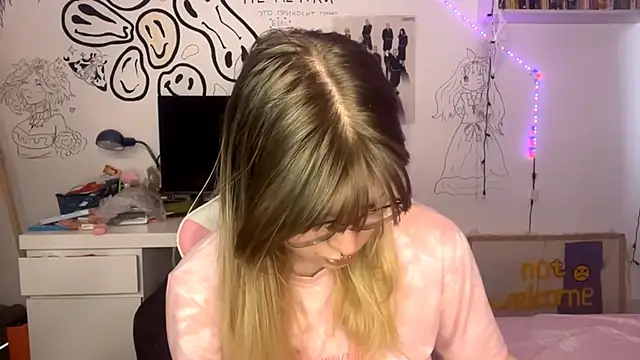 Hokylopet Razor online show from 10/23/25, 06:45