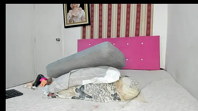 alahia66 online show from 04/09/26, 12:43