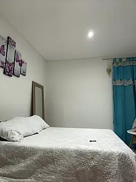 Snapshot of Rheetnena1 chatting on 03/13/26, 11:11 Rheetnena1 online show from 03/13/26, 11:11