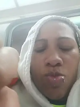 marimar 24 online show from 12/17/25, 09:54