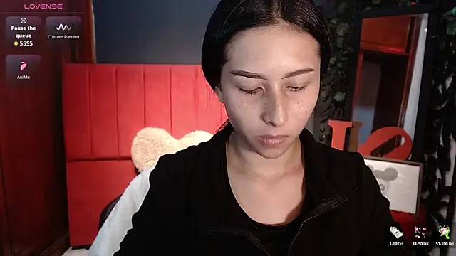 Snapshot of melissa__dolce chatting on 06/18/26, 12:53 melissa dolce online show from 06/18/26, 12:53