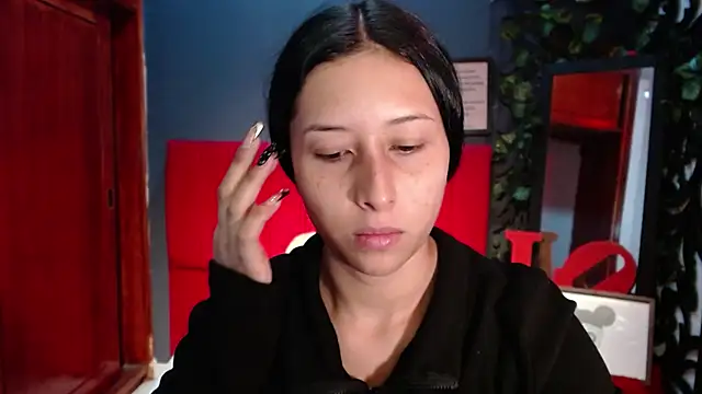 Snapshot of melissa__dolce chatting on 06/22/26, 12:24 melissa dolce online show from 06/22/26, 12:24