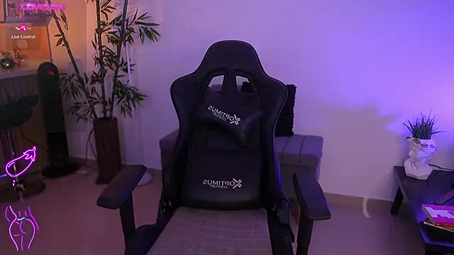 JessicaPratt online show from 04/20/26, 08:43