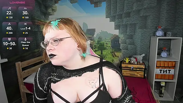 LottieReed online show from 10/30/25, 04:52