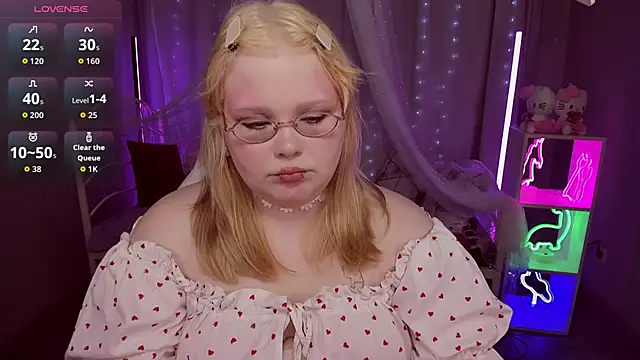 LottieReed online show from 06/20/26, 12:08