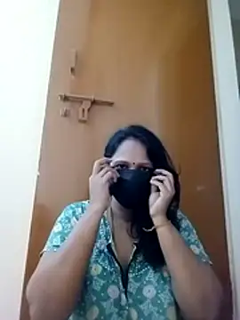 tamilammu1431 online show from 11/15/25, 03:04