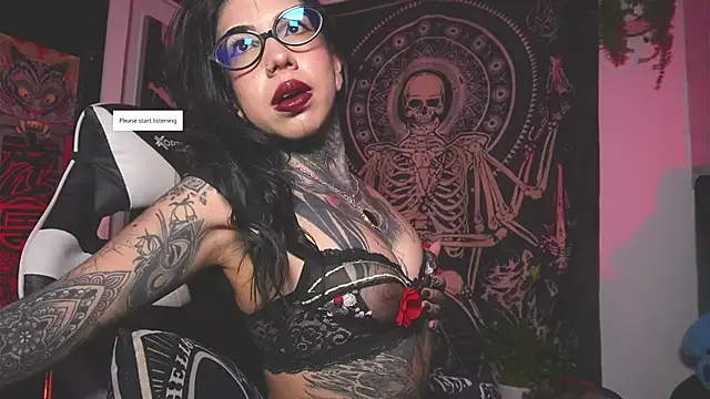 Dalia Vorhees online show from 12/16/25, 01:32