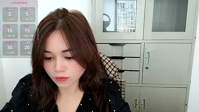 Ella-61 online show from 10/25/25, 07:16