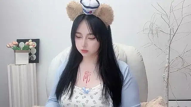 Love-hanzaizai718 online show from 11/26/25, 02:07