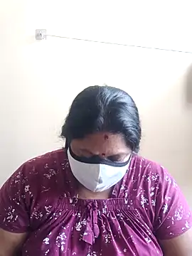 Snapshot of sreemamitha9 chatting on 11/08/25, 03:18 sreemamitha9 online show from 11/08/25, 03:18