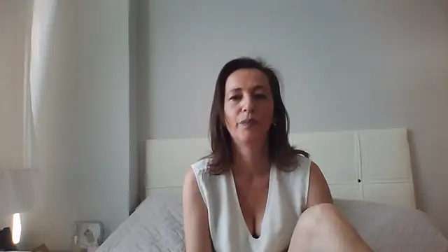 Snapshot of ArianaStarr chatting on 06/25/26, 06:51 ArianaStarr online show from 06/25/26, 06:51