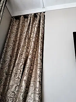 Snapshot of IndianLara chatting on 11/11/25, 07:19 IndianLara online show from 11/11/25, 07:19