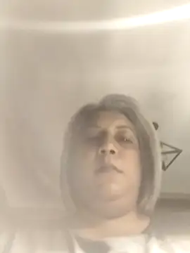 Snapshot of IndianLara chatting on 11/26/25, 12:11 IndianLara online show from 11/26/25, 12:11