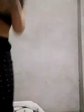 TRIEUTRIEU20 online show from 02/25/26, 08:57