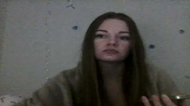 Snapshot of EllaMoonlight chatting on 11/03/25, 04:30 EllaMoonlight online show from 11/03/25, 04:30