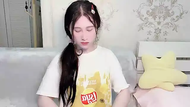 anna-888- online show from 05/01/26, 04:00