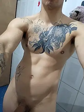 Snapshot of UrFavDick96 chatting on 10/29/25, 04:37 UrFavDick96 online show from 10/29/25, 04:37