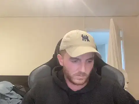 Hornymiker26 online show from 10/25/25, 02:02