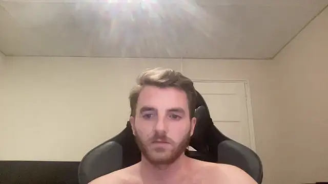 Hornymiker26 online show from 11/14/25, 05:33