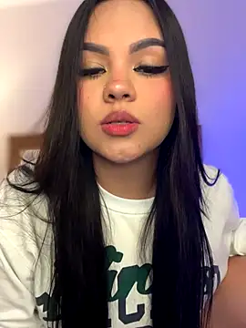 amber white15 online show from 11/04/25, 11:15