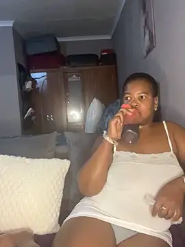 SweetCandy84 online show from 11/09/25, 05:44