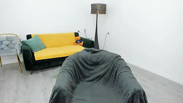 Arya Anna online show from 11/16/25, 05:35