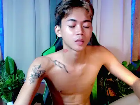 AsianCuteGuy21 online show from 11/13/25, 08:30