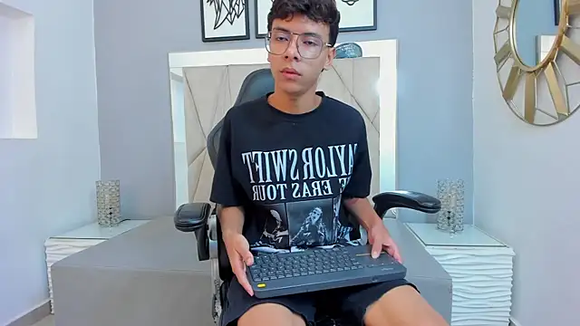 adams bobby online show from 01/11/26, 11:26