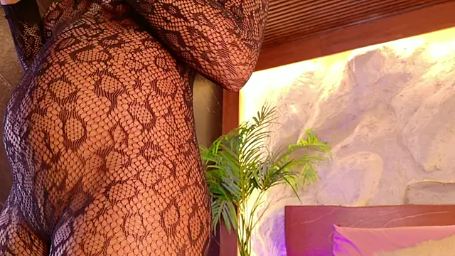 loana vegas online show from 04/22/26, 04:26