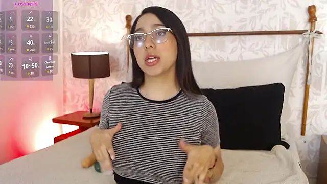 Snapshot of LexyBlaze_ chatting on 11/22/25, 11:20 LexyBlaze online show from 11/22/25, 11:20