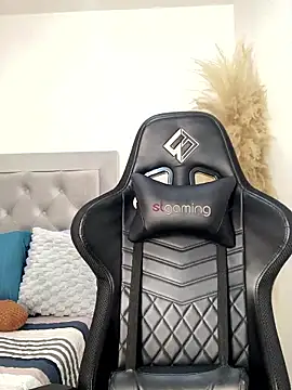 Snapshot of jony_Oconnor chatting on 01/16/26, 12:20 jony Oconnor online show from 01/16/26, 12:20