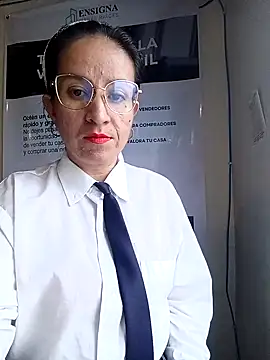 Valentina--1 online show from 01/08/26, 11:45