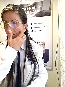 Valentina--1 online show from 02/18/26, 12:01