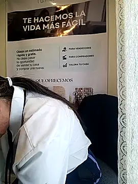 Valentina--1 online show from 02/21/26, 12:06